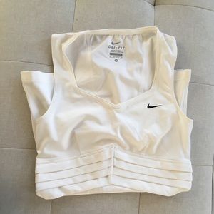 Nike top